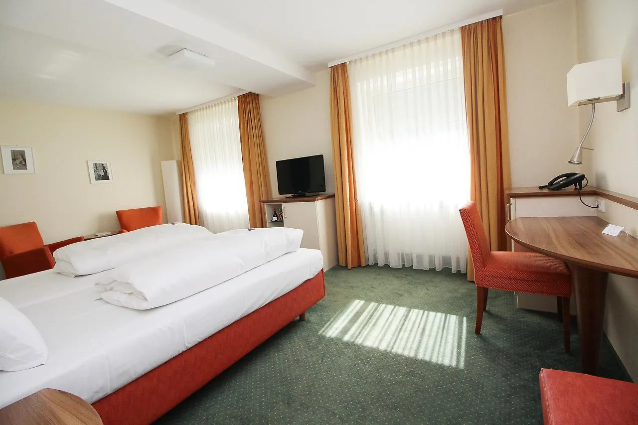 Hotel Leopold München